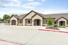 Office for lease in Aubrey, TX