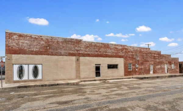 Listing Image #3 - Retail for lease at 201 - 213 S Main Street, McGregor TX 76657