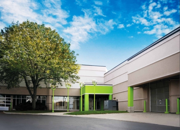 Listing Image #1 - Industrial for lease at 7080 N McCormick Blvd, Lincolnwood IL 60712 Listing Image #1 - Industrial for lease at 7080 N McCormick Blvd, Lincolnwood IL 60712