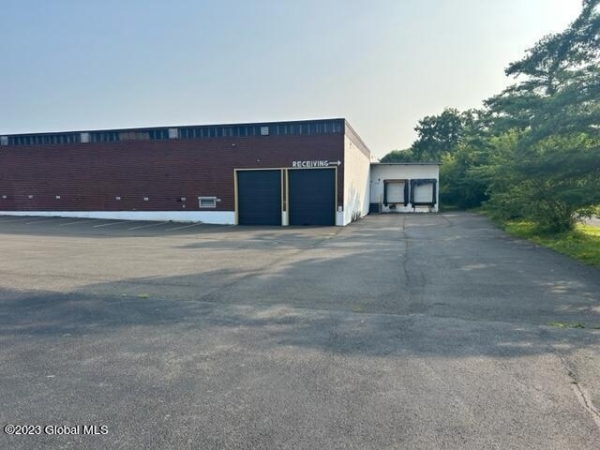 Listing Image #3 - Others for lease at 579 Columbia Turnpike, East Greenbush NY 12061