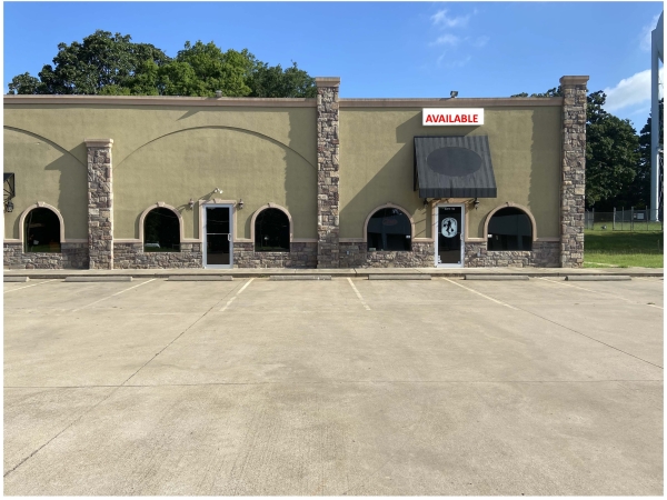 Listing Image #1 - Others for lease at 3008 Gilmer Rd. Unit 103, Longview TX 75604