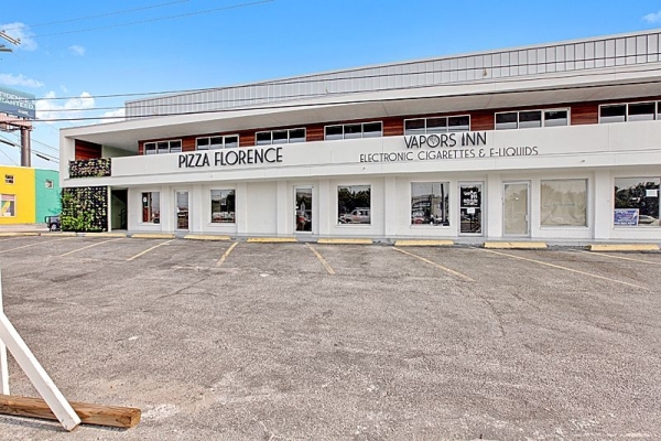 Listing Image #2 - Retail for lease at 4425 Veterans Blvd, Metairie LA 70006