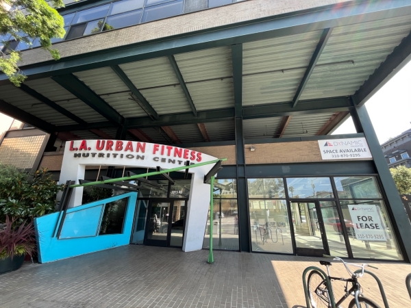 Listing Image #2 - Office for lease at 3015 Main Street, Santa  Monica CA 90405