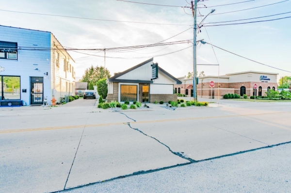 Listing Image #2 - Others for lease at 127 S Sacramento Street, Sycamore IL 60178