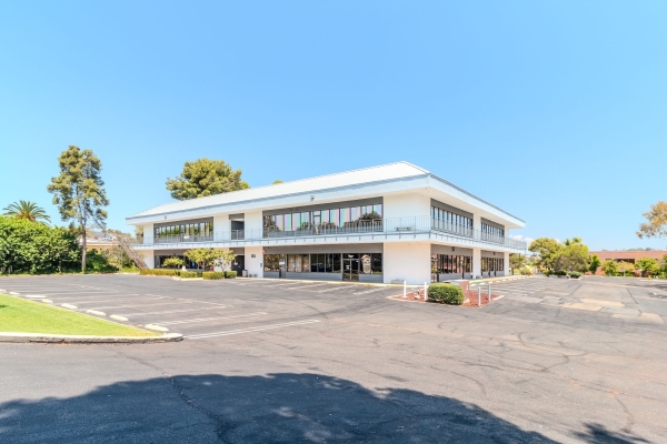 Listing Image #1 - Health Care for lease at 161 Thunder Drive, Vista CA 92083