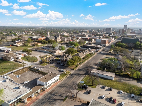 Listing Image #3 - Retail for lease at 1501 - 1505 Austin Ave, Waco TX 76701