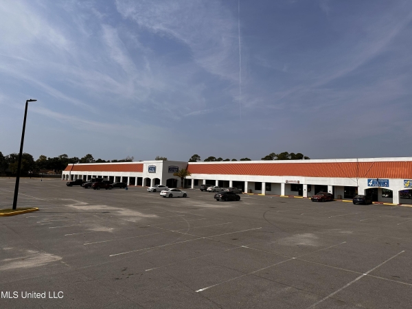 Listing Image #2 - Others for lease at 1909 E Pass Road B-2, Gulfport MS 39507