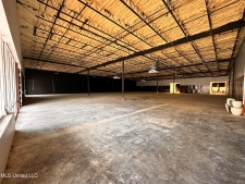 Listing Image #3 - Others for lease at 1909 E Pass Road C-3, Gulfport MS 39507