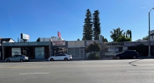 Retail property for lease in Encino, CA