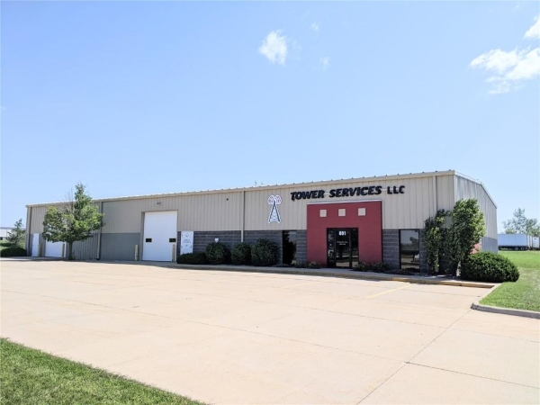 Listing Image #1 - Industrial for lease at 801 62nd Street, Marion IA 52302