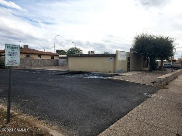 Listing Image #3 - Office for lease at 301 E Lohman Avenue, Las Cruces NM 88001