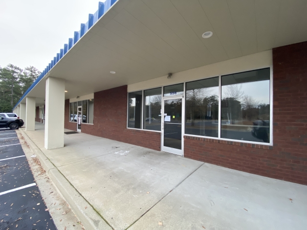 Listing Image #1 - Retail for lease at 556 South Pike West, Sumter SC 29150