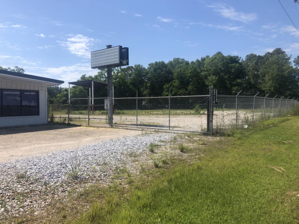 Listing Image #2 - Industrial for lease at 3837 Ms-63, Moss Point MS 39563