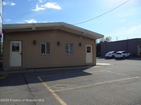 Listing Image #1 - Industrial for lease at 1332-1 Main St, Dickson City PA 18519