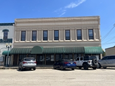 Retail property for lease in McGregor, TX