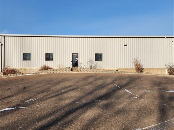 Listing Image #3 - Industrial for lease at 925 W River Street 11, Chippewa Falls WI 54729