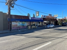 Retail for lease in Chatsworth, CA
