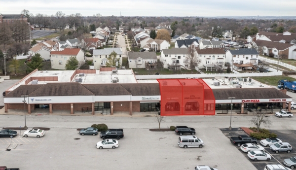 Listing Image #1 - Retail for lease at 559 Howdershell Road, Florissant MO 63031