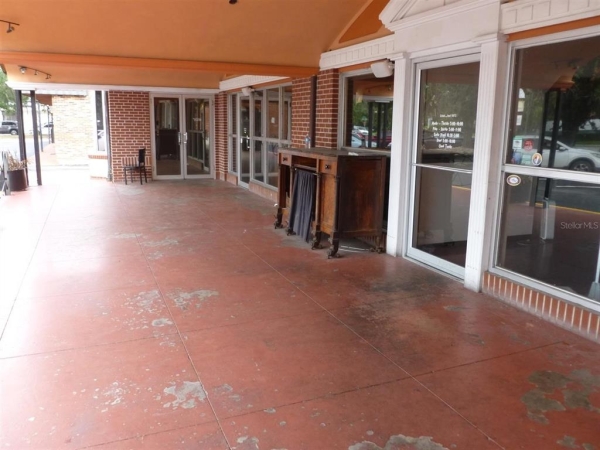 Listing Image #3 - Others for lease at 706 W University Avenue, Gainesville FL 32601