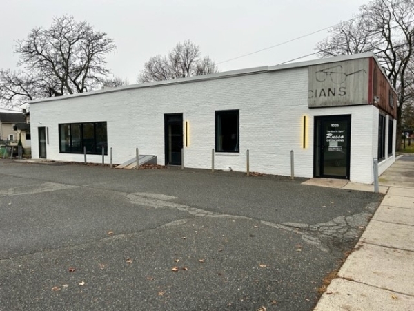 Listing Image #2 - Retail for lease at 1027 Westfield Street, West Springfield MA 01089