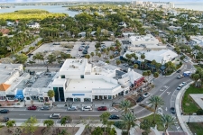 Retail property for lease in Sarasota, FL