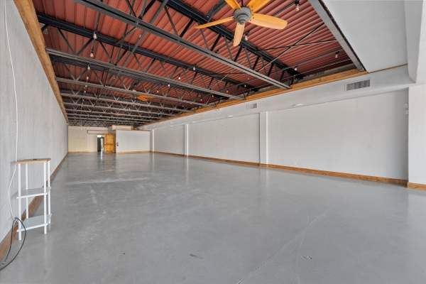 Listing Image #2 - Retail for lease at 928 - 1002 Austin Ave, Waco TX 76701
