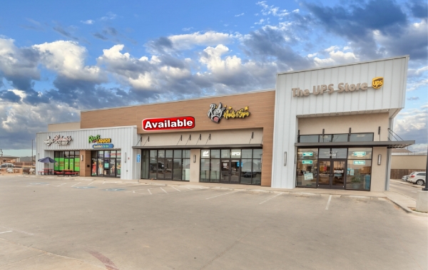 Listing Image #1 - Retail for lease at 7717 Milwaukee Ave, Lubbock TX 79424