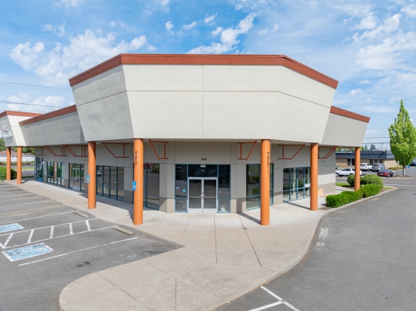Listing Image #1 - Retail for lease at 480-498 Lancaster Dr NE, Salem OR 97301