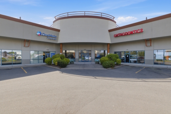 Listing Image #2 - Retail for lease at 480-498 Lancaster Dr NE, Salem OR 97301