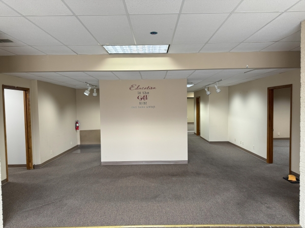 Listing Image #2 - Office for lease at 1690 Huston Dr, Decatur IL 62526