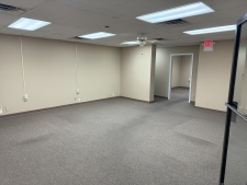 Listing Image #3 - Office for lease at 1690 Huston Dr, Decatur IL 62526