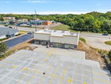Listing Image #2 - Retail for lease at 1000-1004 Jason Pl, Chatham IL 62629