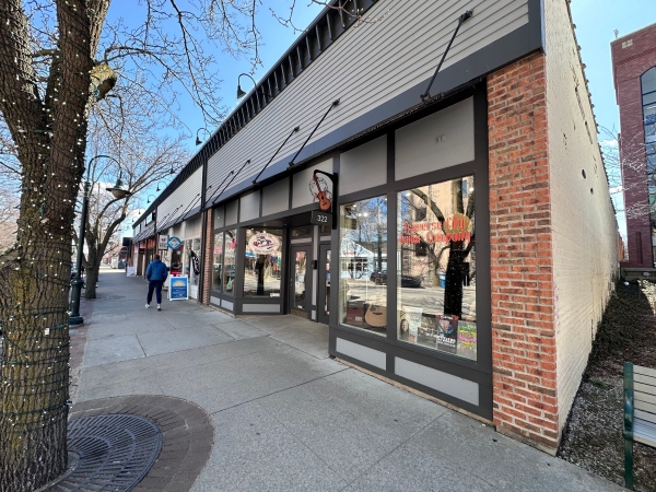 Listing Image #2 - Retail for lease at 322 E Front St, Traverse City MI 49686