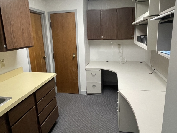 Listing Image #3 - Office for lease at 905 Macomb Suite 2, Monroe MI 48162