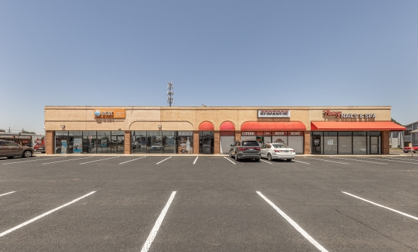 Listing Image #1 - Retail for lease at 5718 4th Street, Lubbock TX 79416