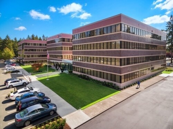 Listing Image #3 - Office for lease at 605 - 673 Woodland Square Loop SE, Lacey WA 98503