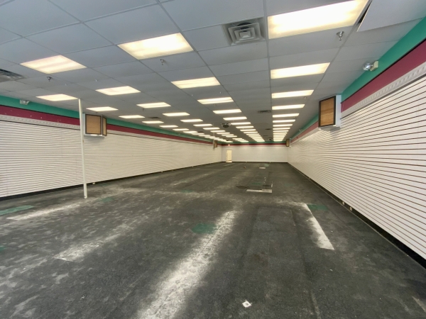 Listing Image #2 - Retail for lease at 2675 S 108th St, West Allis WI 53227