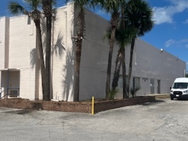 Listing Image #2 - Industrial for lease at 660 Mason Avenue, Daytona Beach FL 32114