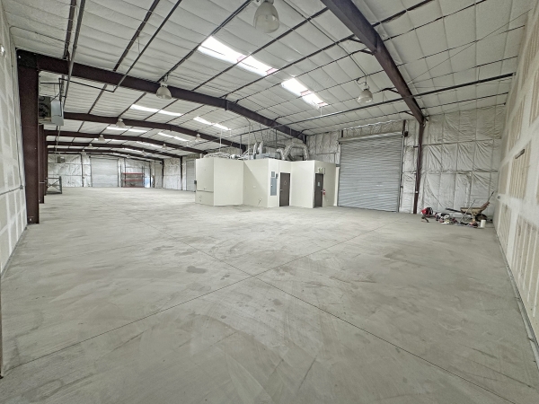 Listing Image #3 - Industrial for lease at 545 E Avenue L-12, Lancaster CA 93535