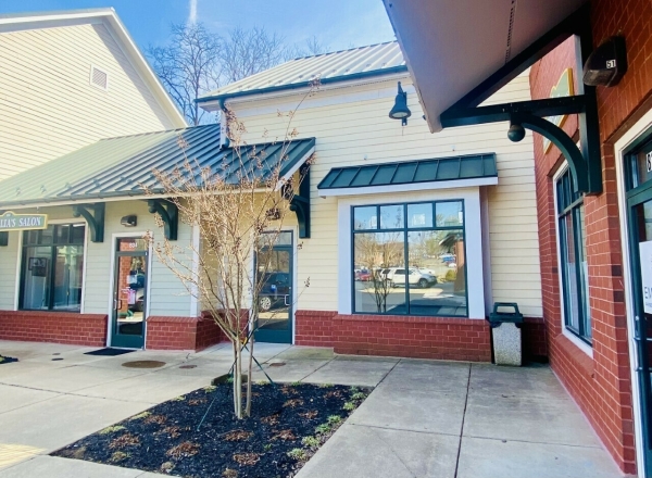 Listing Image #2 - Retail for lease at 836 & 840 S. King Street, Leesburg VA 20175