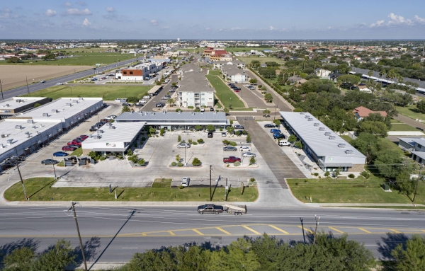 Listing Image #1 - Retail for lease at 4113 S. Sugar Road #16, Edinburg TX 78539