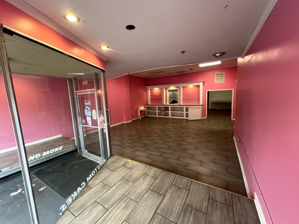 Listing Image #3 - Retail for lease at 365 Third Street, Macon GA 31201
