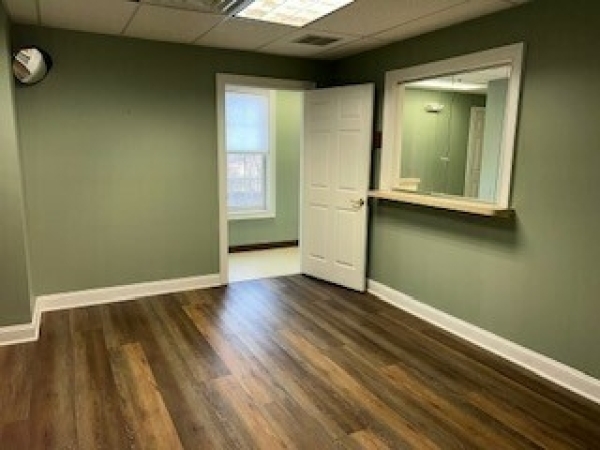 Listing Image #2 - Office for lease at 680 Main St, Cheshire CT 06410