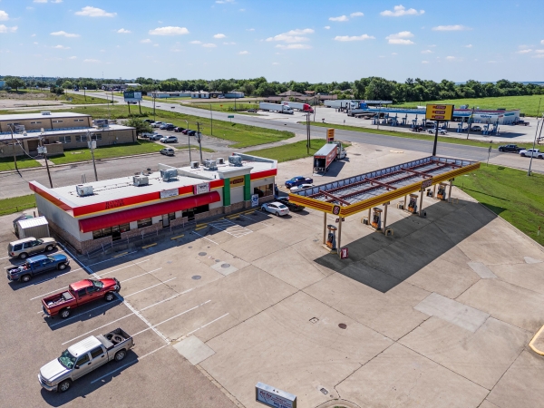 Listing Image #1 - Retail for lease at 101 - 103 N Hwy 36 BYP, Suite 103, Gatesville TX 76528