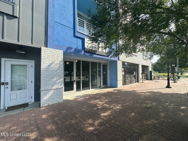 Listing Image #2 - Retail for lease at 142 Blaize Avenue, Bay Saint Louis MS 39520