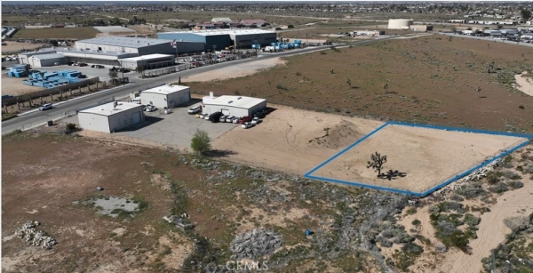 Listing Image #1 - Industrial for lease at 17130 Mesa Street, Hesperia CA 92345