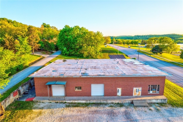 Listing Image #2 - Others for lease at 2716 S School Avenue, Fayetteville AR 72701