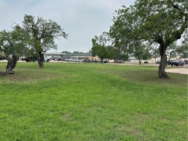 Listing Image #1 - Others for lease at 526 W Main Street, Yorktown TX 78164
