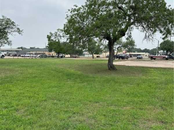 Listing Image #2 - Others for lease at 526 W Main Street, Yorktown TX 78164