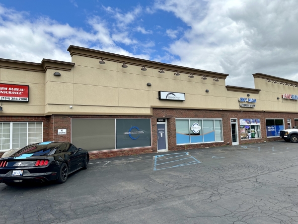 Listing Image #2 - Retail for lease at 15515 S Dixie Hwy, Monroe MI 48161